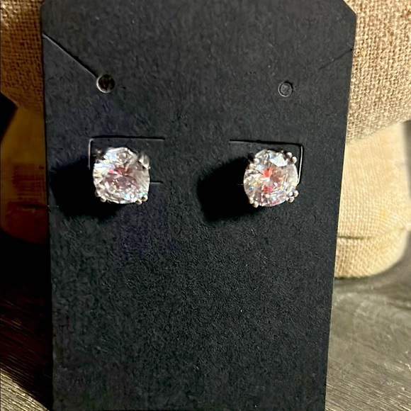 Elegant CZ Silver Stud Earrings - Picture 1 of 3